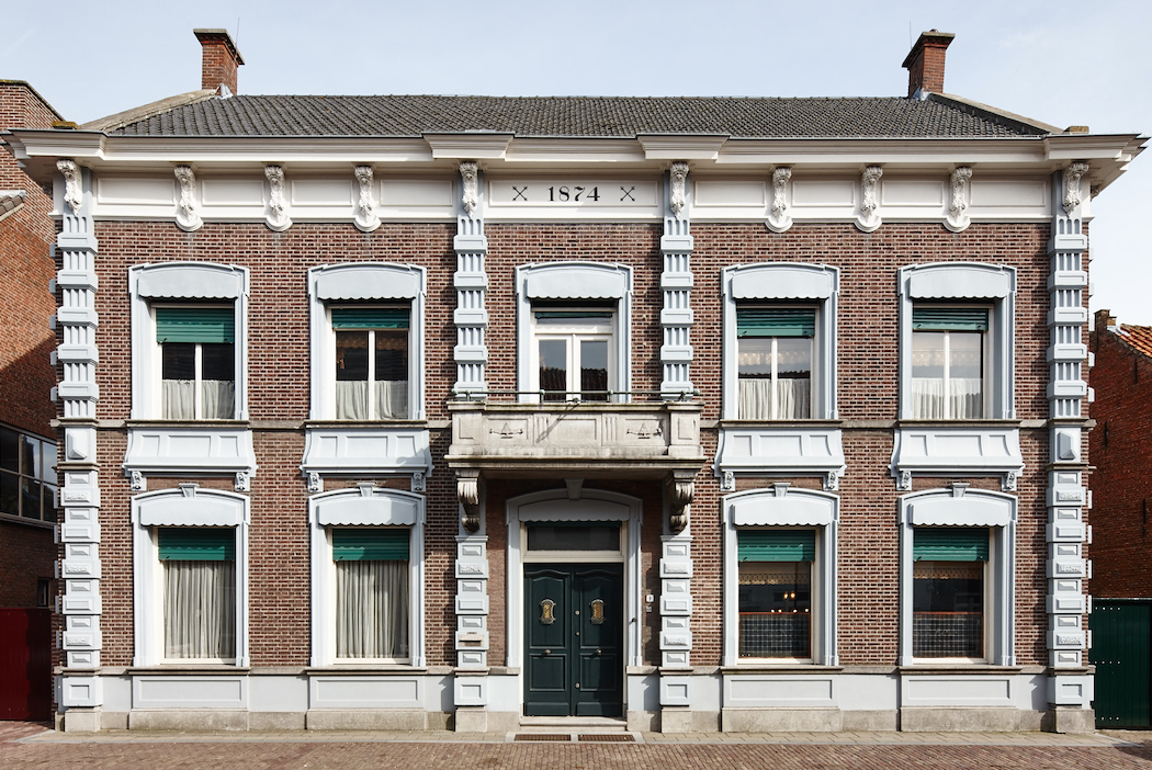 Mastboomhuis