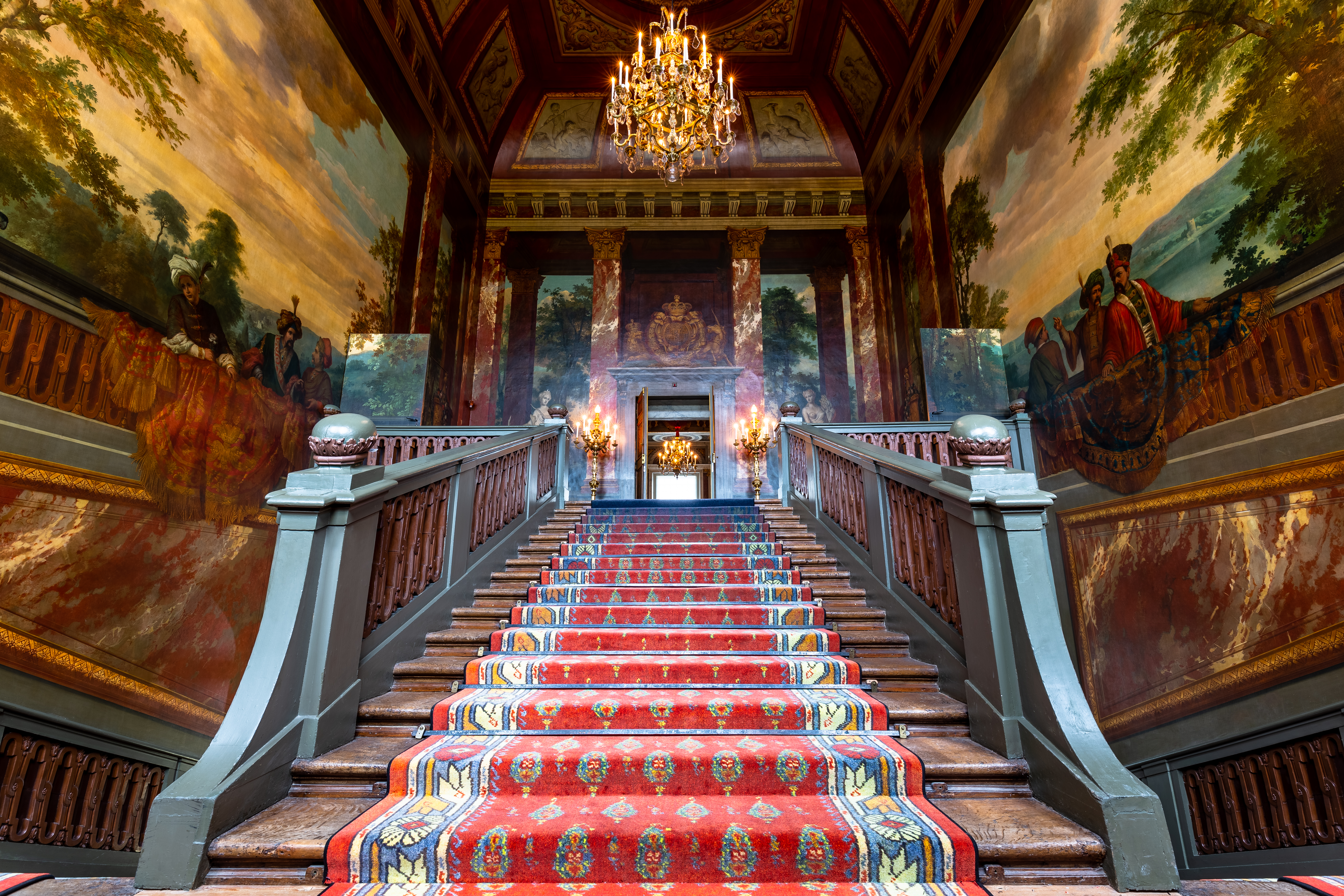 De grote trap - foto: Paleis Het Loo